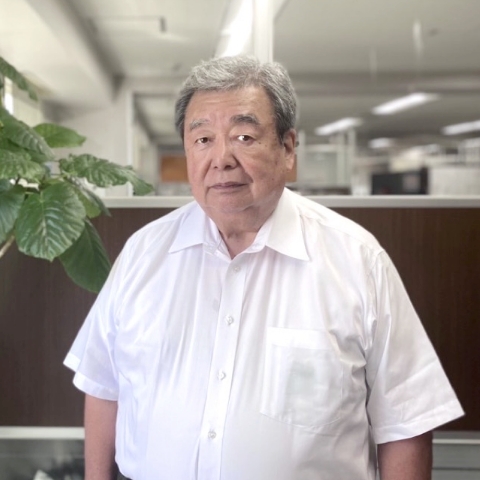 師岡　栄一