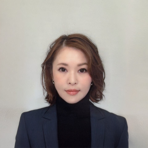 引地　奈智